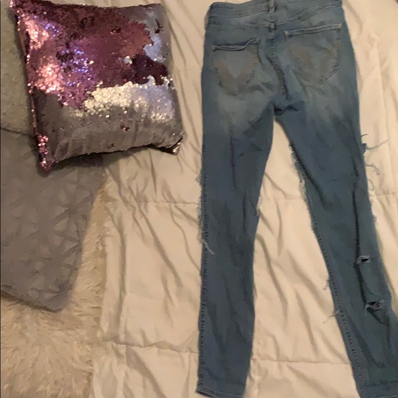Hollister jeans - Picture 2 of 3